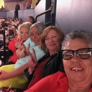 Meet your Posher, Vicki